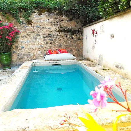 Casa de Férias Magnifique En Pierres Au Coeur De Antonin Noble Val - Piscine Et Jardin Prives -10 Personnes Saint-Antonin