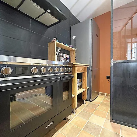 בית נופש Magnifique En Pierres Au Coeur De Antonin Noble Val - Piscine Et Jardin Prives -10 Personnes