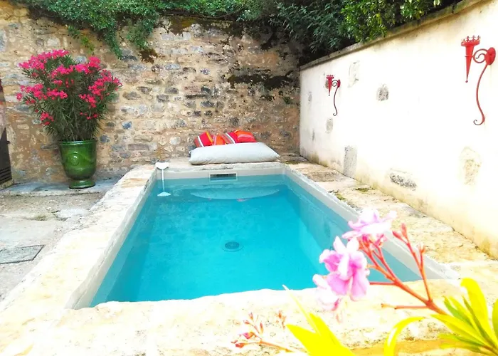 Dom wakacyjny Magnifique En Pierres Au Coeur De Antonin Noble Val - Piscine Et Jardin Prives -10 Personnes Saint-Antonin-Noble-Val