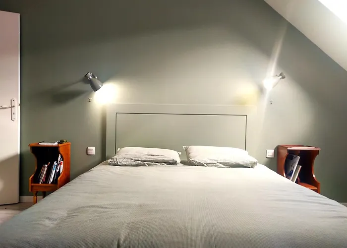 Magnifique En Pierres Au Coeur De Antonin Noble Val - Piscine Et Jardin Prives -10 Personnes