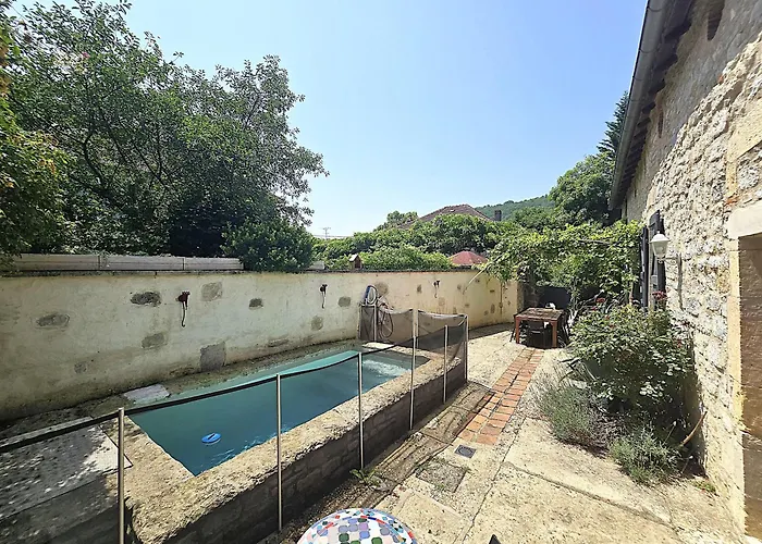 Dom wakacyjny Magnifique En Pierres Au Coeur De Antonin Noble Val - Piscine Et Jardin Prives -10 Personnes