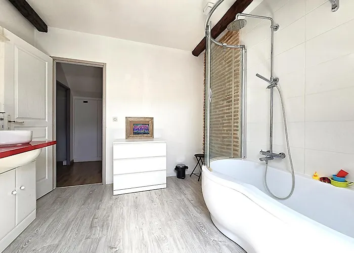 Magnifique En Pierres Au Coeur De Antonin Noble Val - Piscine Et Jardin Prives -10 Personnes Dom wakacyjny Saint-Antonin-Noble-Val