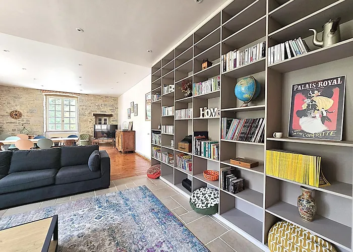 Dom wakacyjny Magnifique En Pierres Au Coeur De Antonin Noble Val - Piscine Et Jardin Prives -10 Personnes